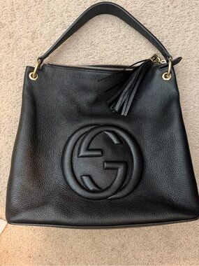 Gucci Black Pebbled Leather Shoulder Bag with Tassel